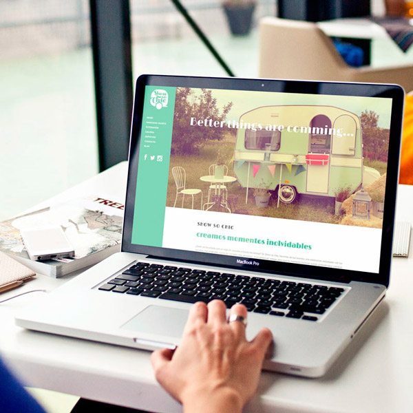 Show So Chic - Éruga Comunicación