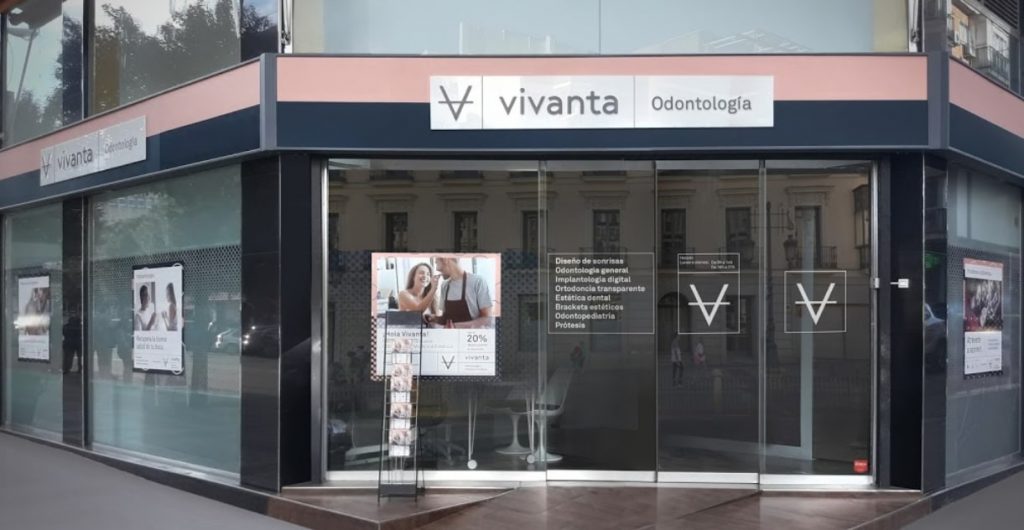vacío Sinfonía cúbico Clínica dental Vivanta de Collado Villalba - Diseño Web - Éruga