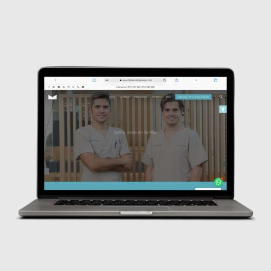 Clínica Dental Ruiz De Gopegui Mockup - Home Pc